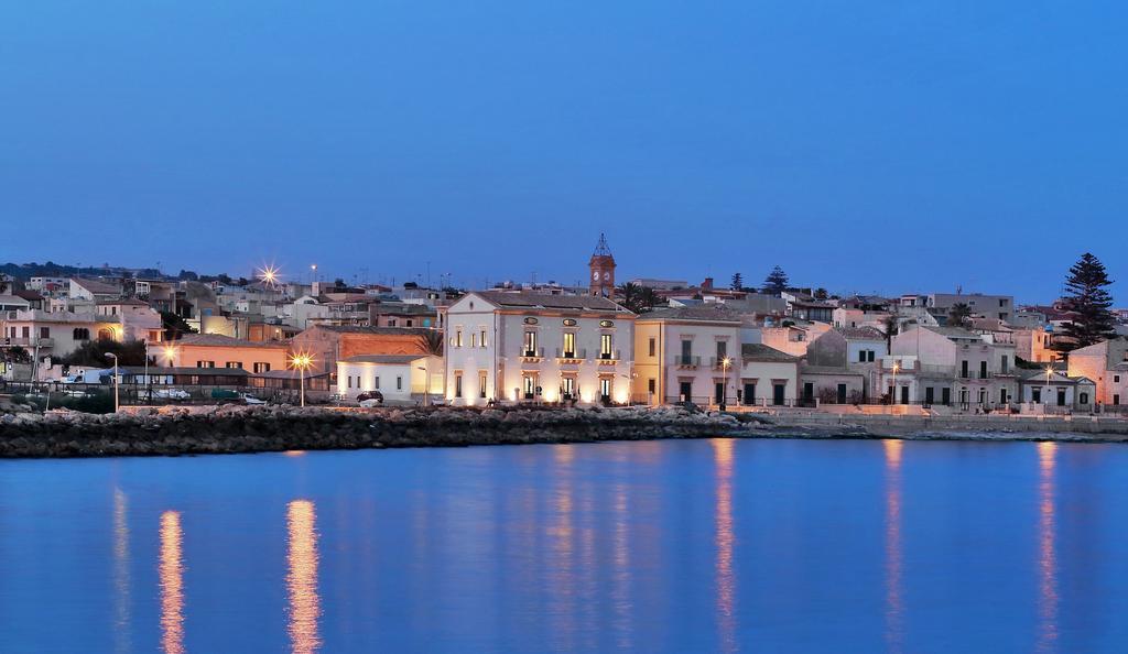 Terrazzo Sul Mare Apartment Donnalucata  Bagian luar foto