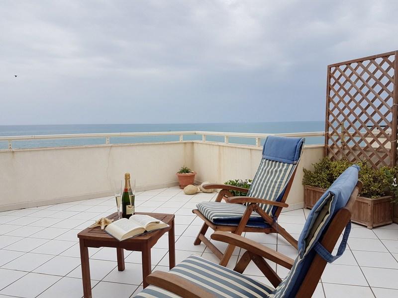Terrazzo Sul Mare Apartment Donnalucata  Bagian luar foto